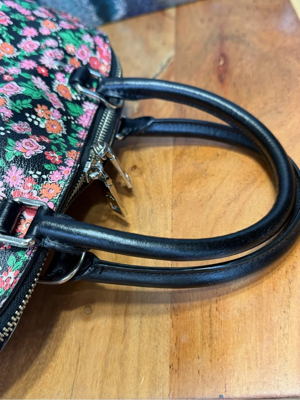 Coach Whimsigoth 2016 Sierra Satchel Posey Cluster Floral Black GUC